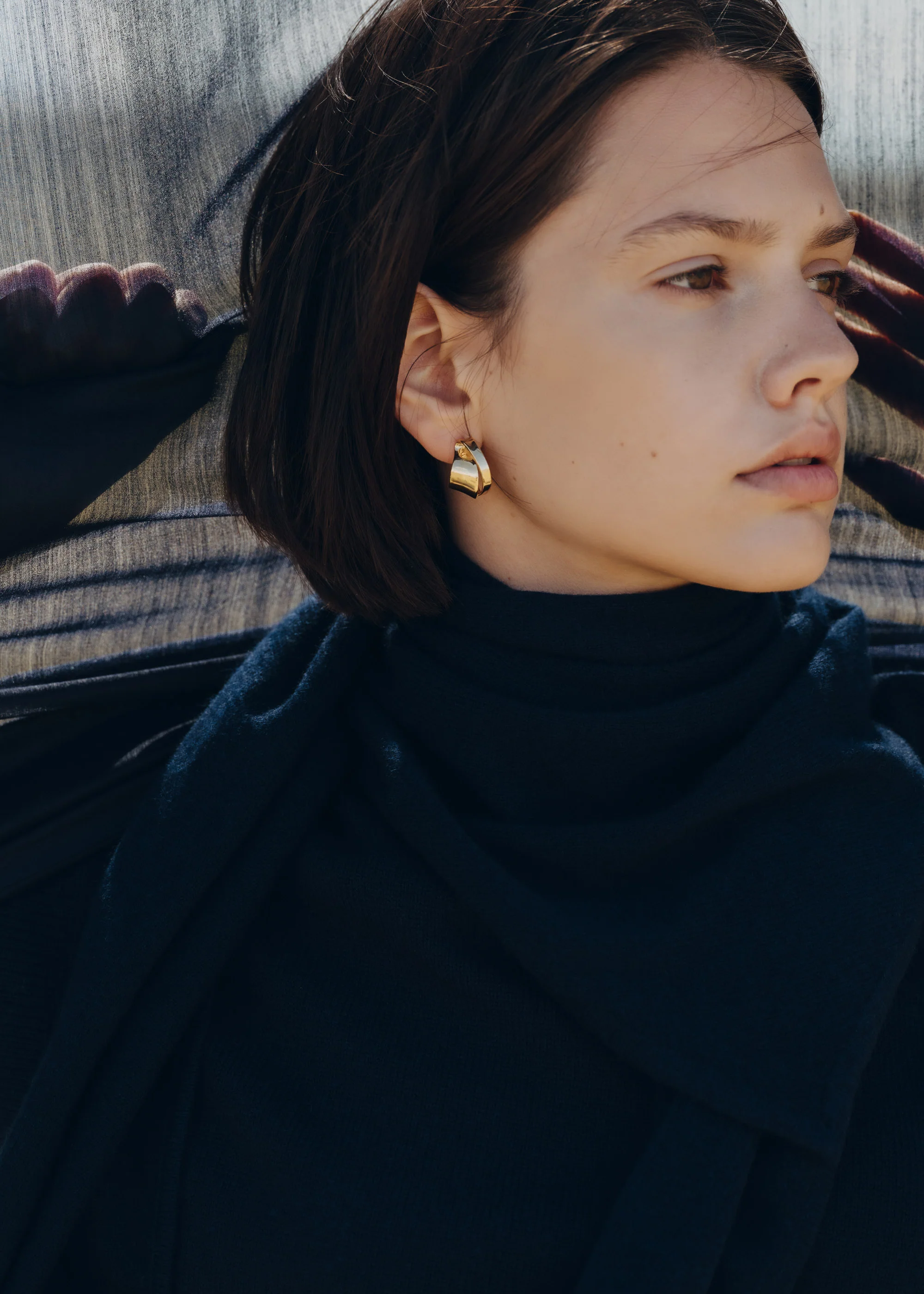 Éole Curled Earrings - 24 carat gold-gilded - Image 5