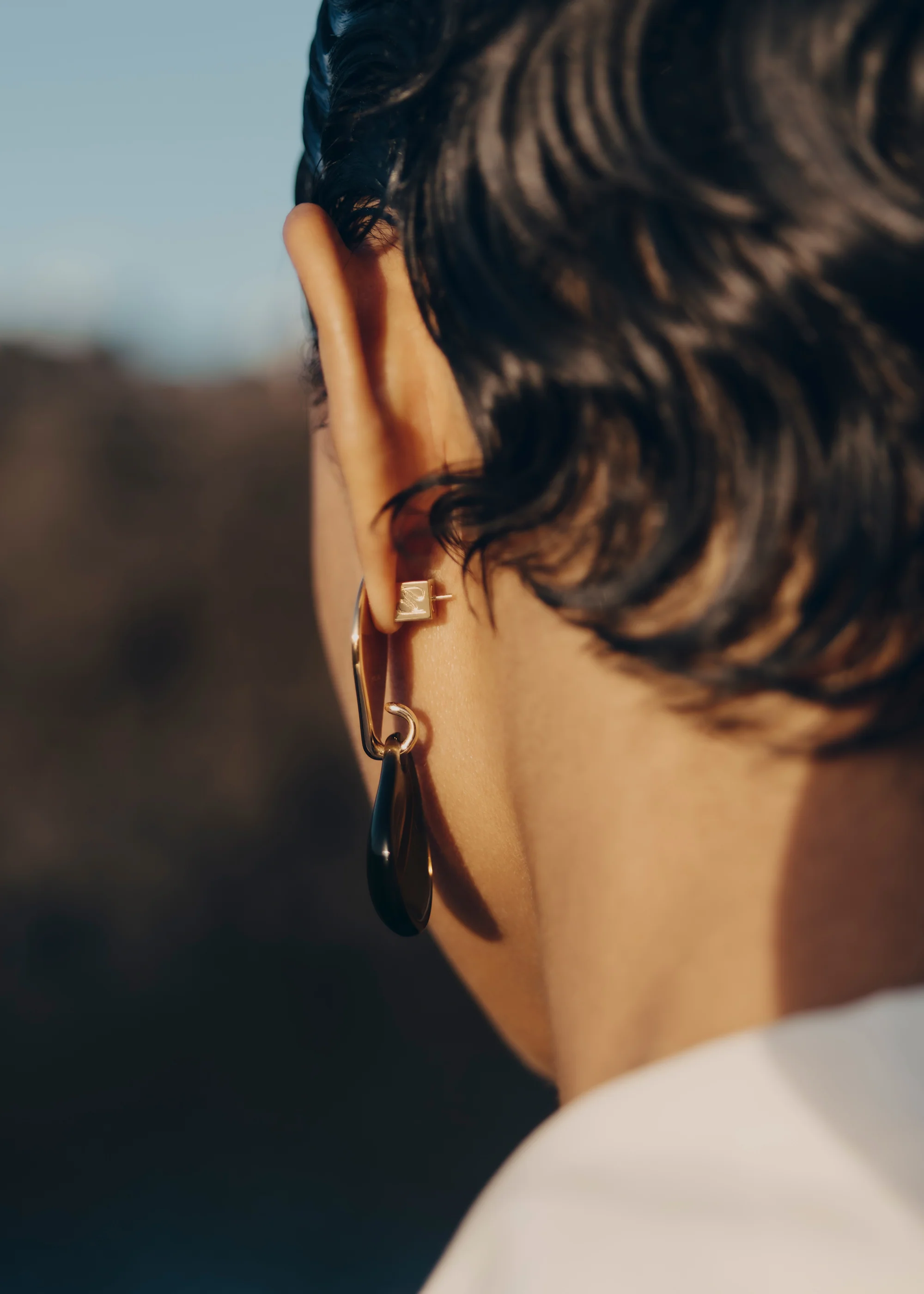 Naé Earrings - Smoked glass - Image 3