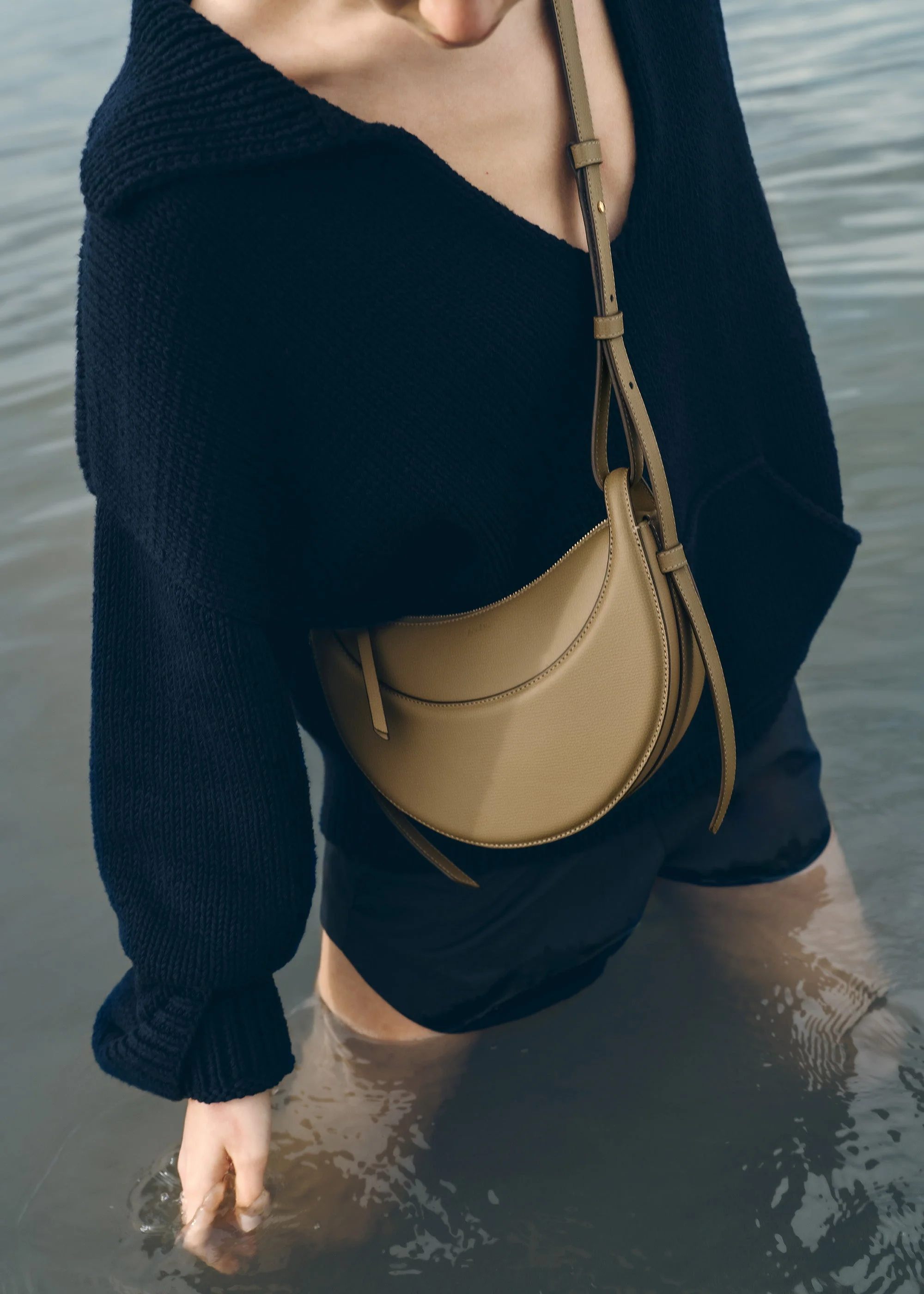 Numéro Dix - Textured Smoky Olive - Image 4