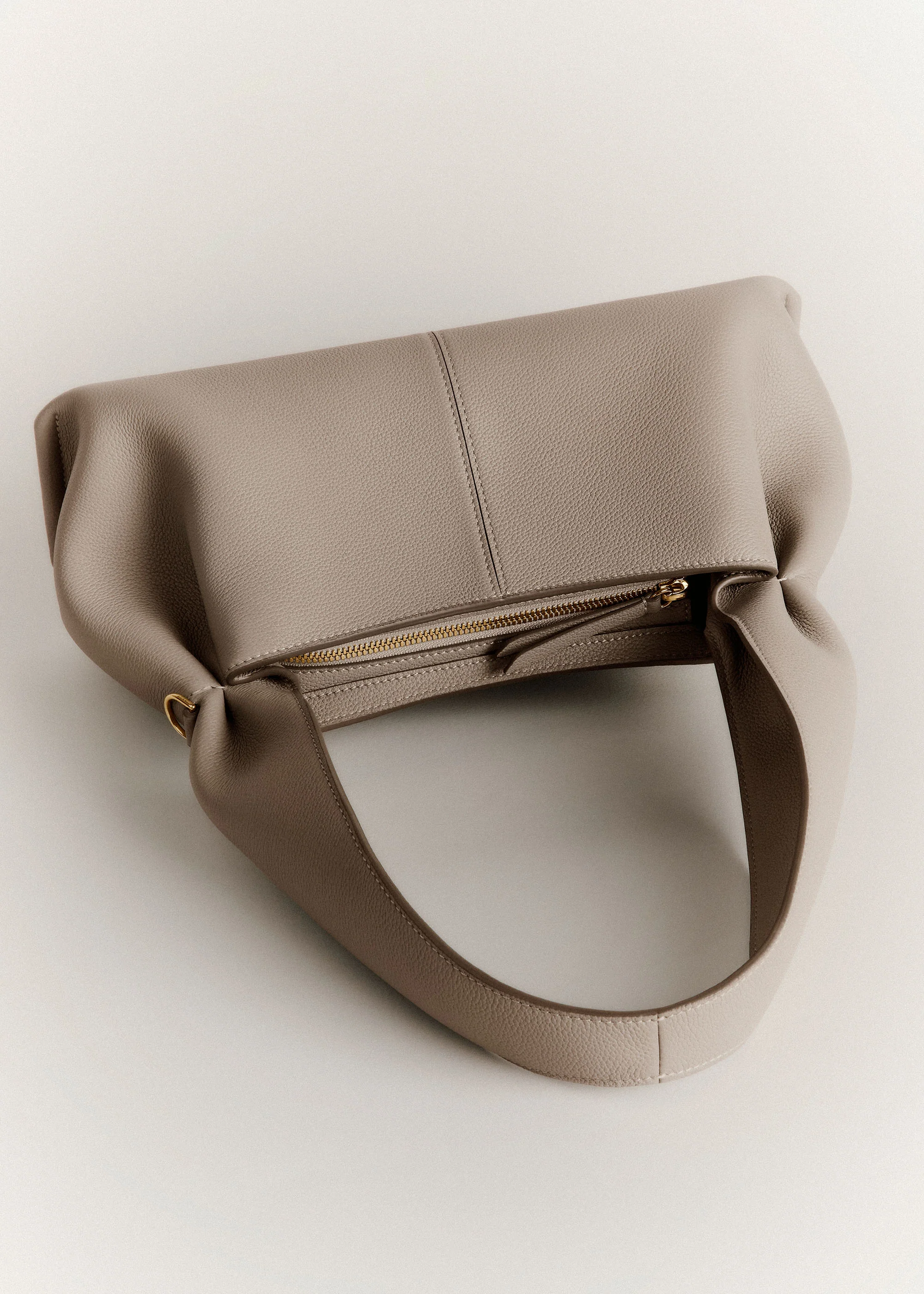 Numéro Neuf East West - Textured Taupe - Image 4
