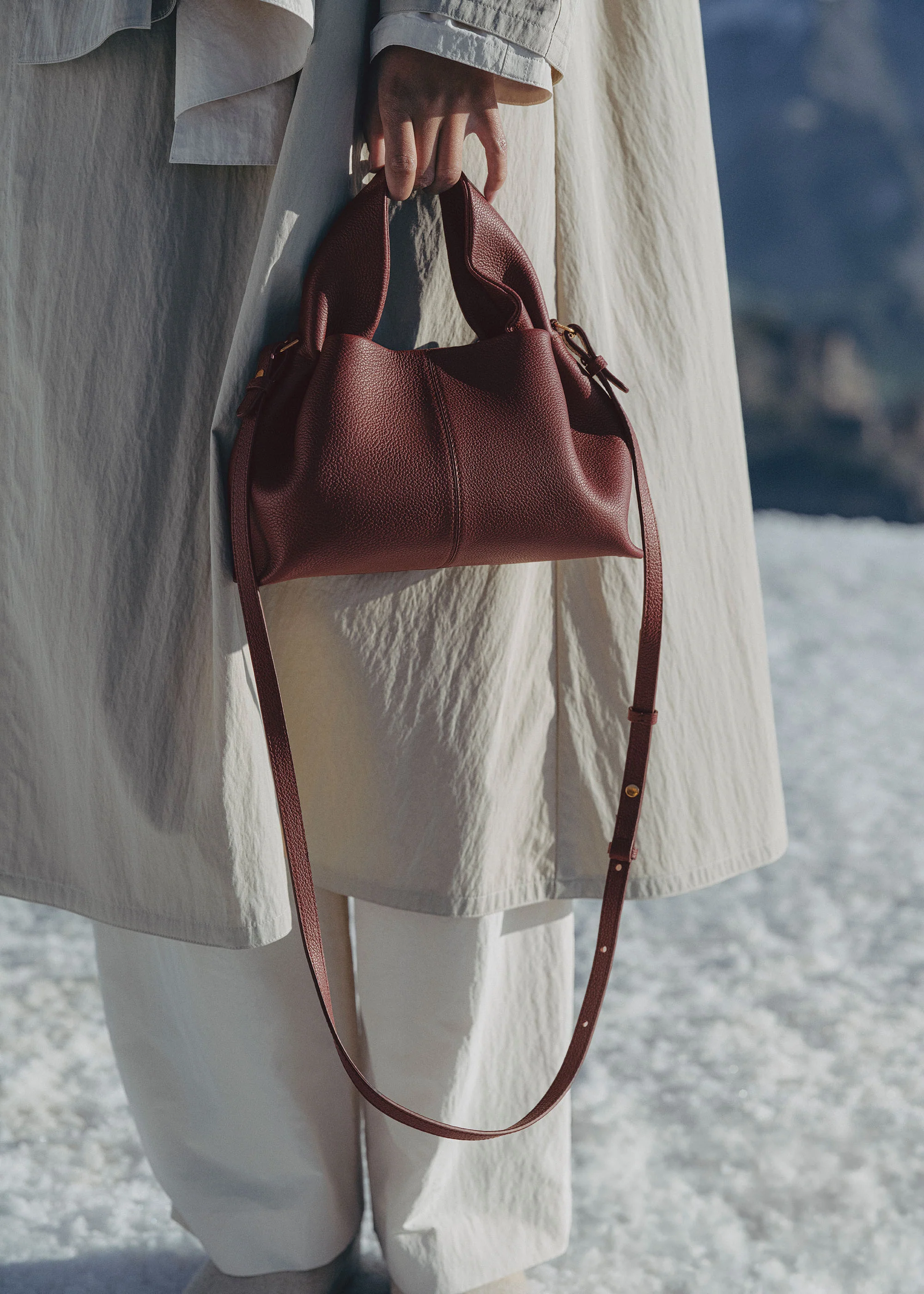 Numéro Neuf Mini - Textured Black Cherry - Image 5