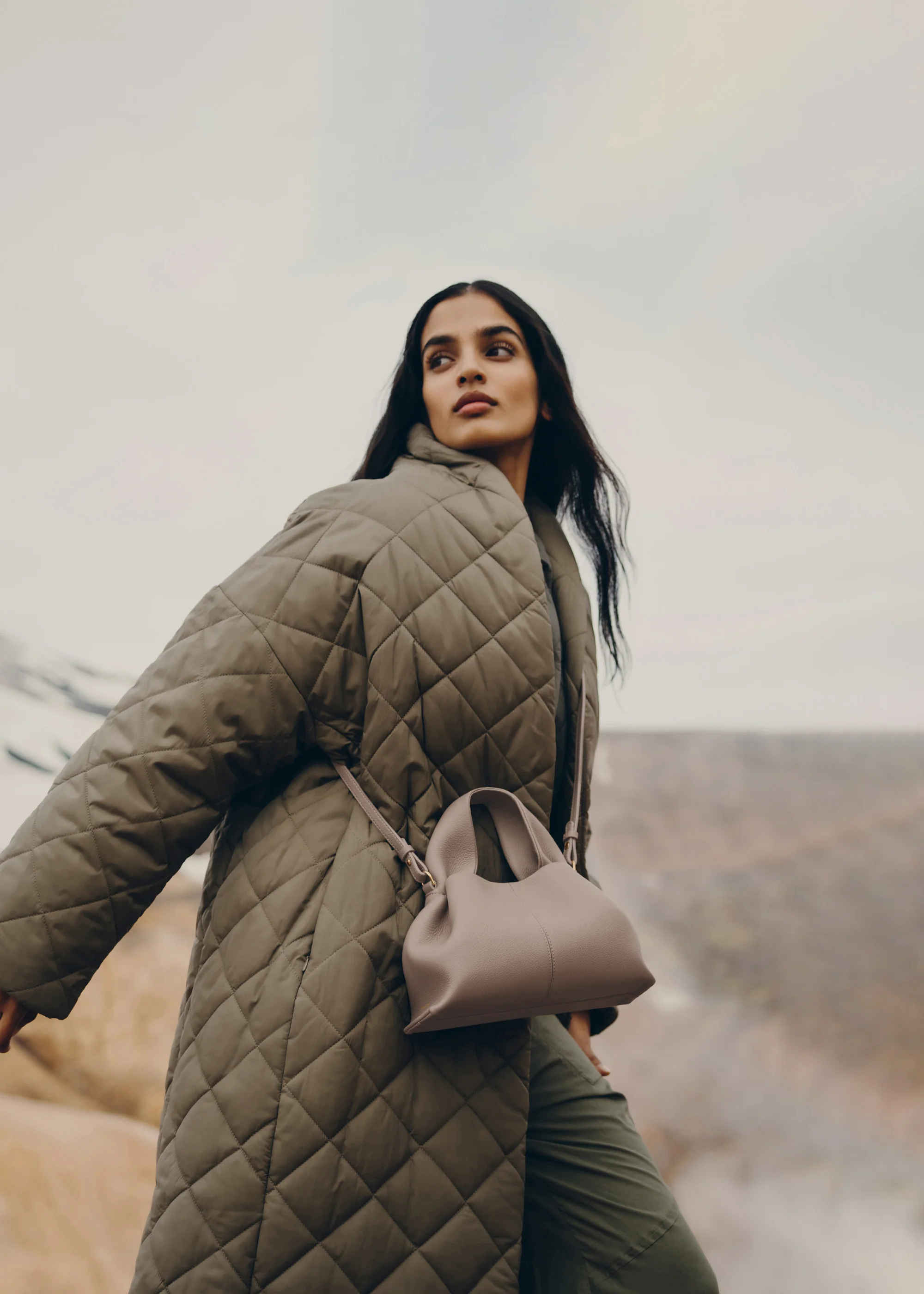 Numéro Neuf Mini - Textured Taupe - Image 3