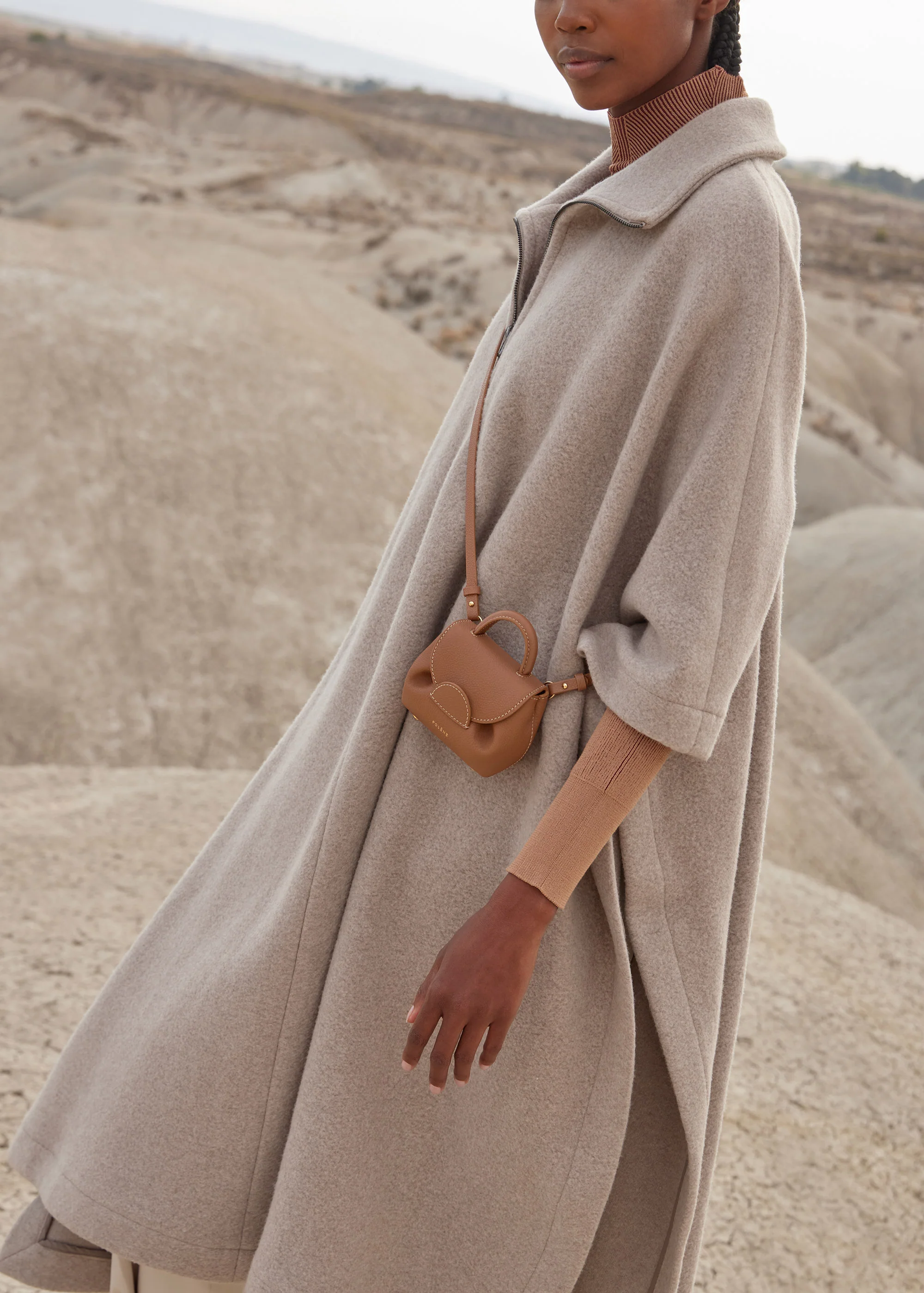 Numéro Un Micro - Textured Camel - Image 3